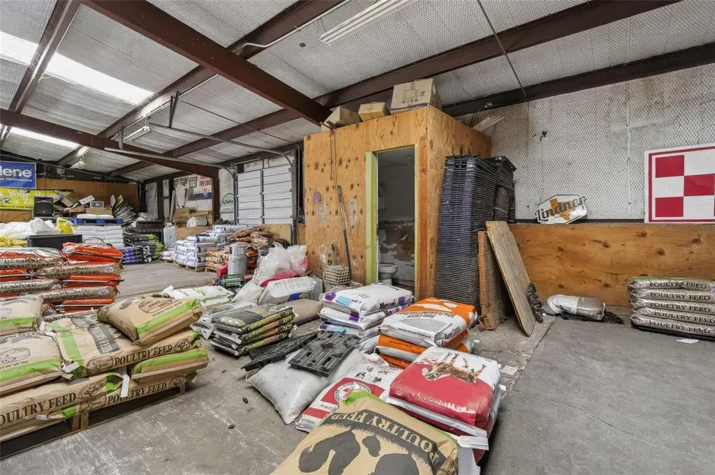 Photo 17 — 1505 N Main Street, Newcastle, OK 73065