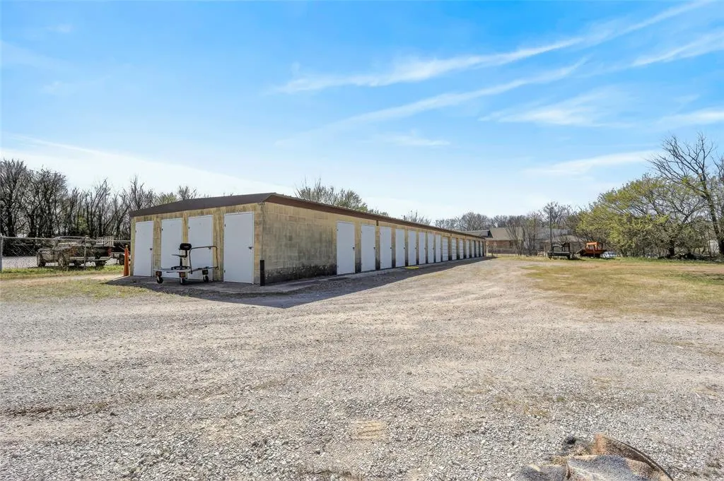 Photo 23 — 1505 N Main Street, Newcastle, OK 73065