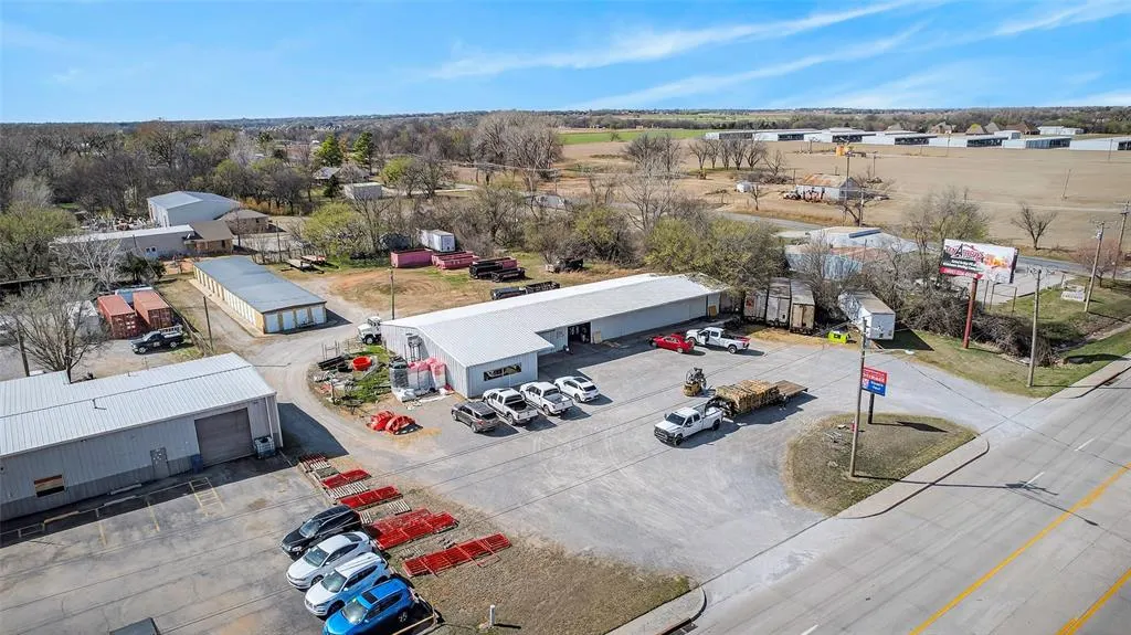 Photo 42 — 1505 N Main Street, Newcastle, OK 73065