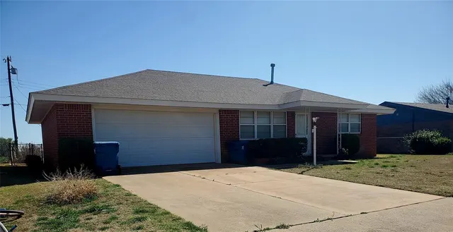 Photo 2 — 313 Bryan Avenue, Burns Flat, OK 73647