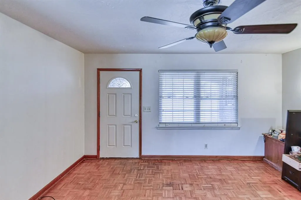 Photo 4 — 1810 Windsor Way, Norman, OK 73069