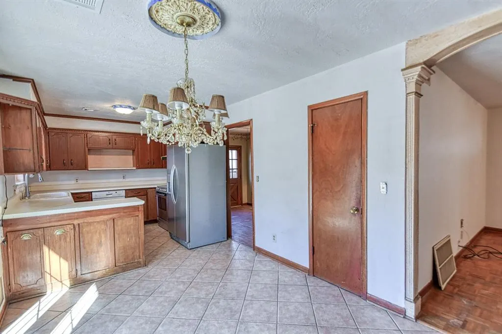 Photo 9 — 1810 Windsor Way, Norman, OK 73069