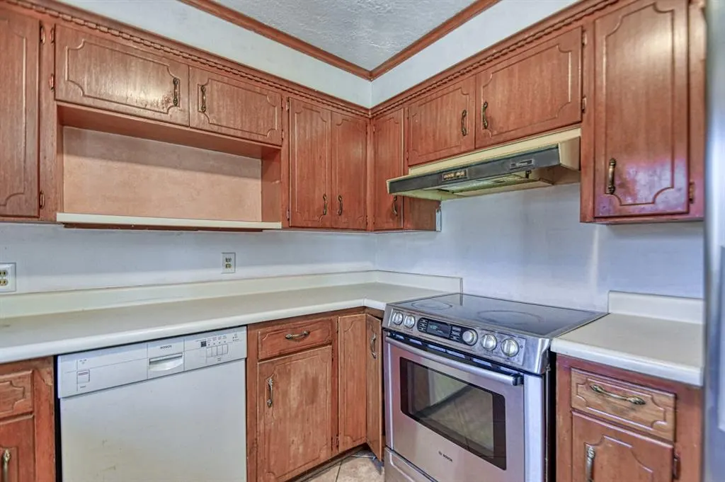 Photo 12 — 1810 Windsor Way, Norman, OK 73069