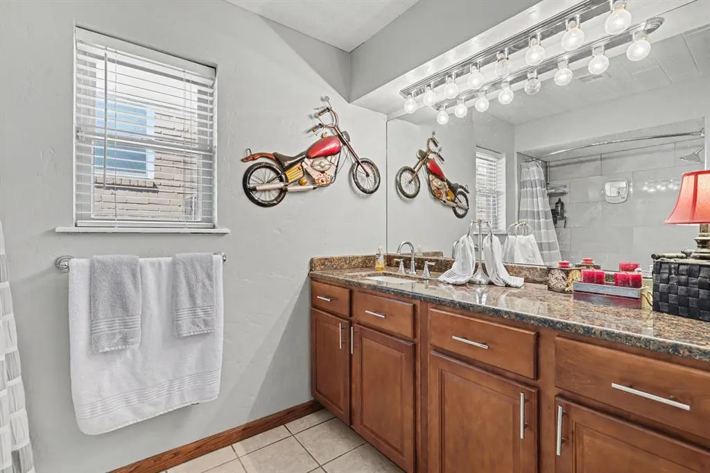 Photo 22 — 8117 NW 20th Terrace, Oklahoma City, OK 73127