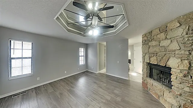 Photo 7 — 10100 S Rachel Court, Moore, OK 73159