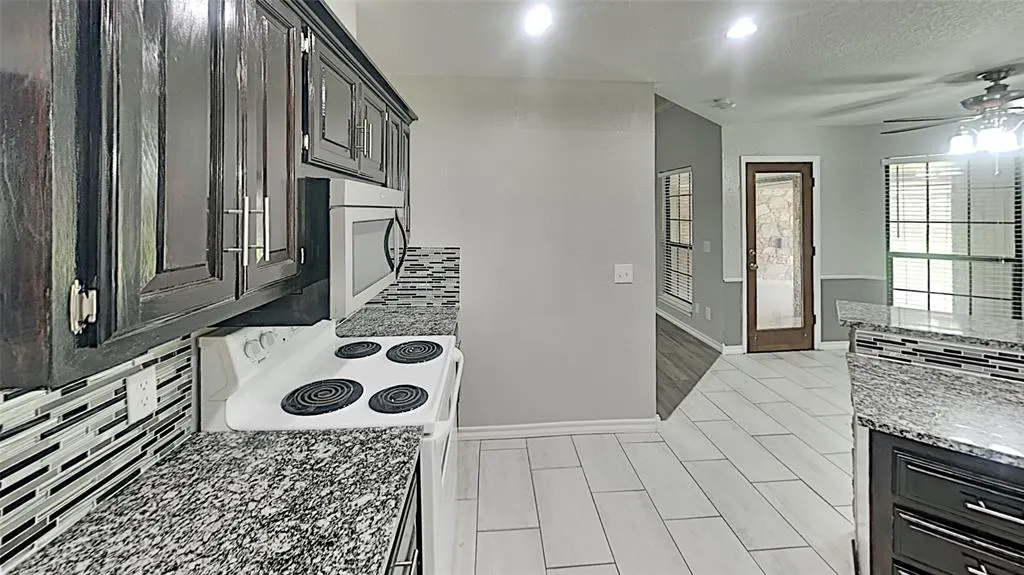 Photo 10 — 10100 S Rachel Court, Moore, OK 73159