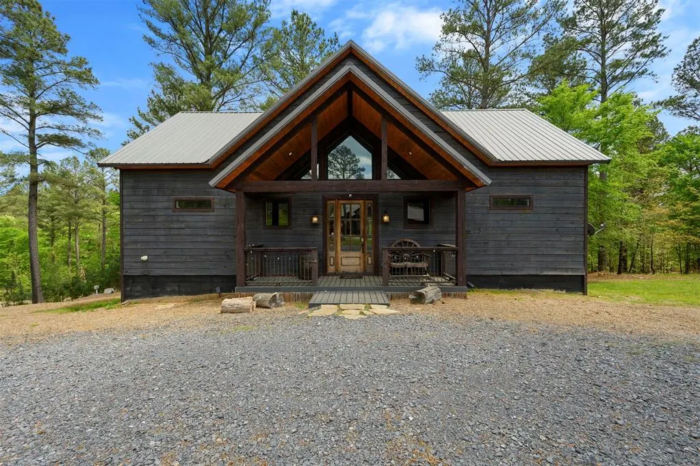 Photo 6 — 592 W Eagle Mountain Trail, Broken Bow, OK 74728