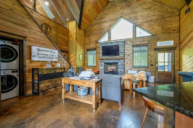 Photo 8 — 592 W Eagle Mountain Trail, Broken Bow, OK 74728