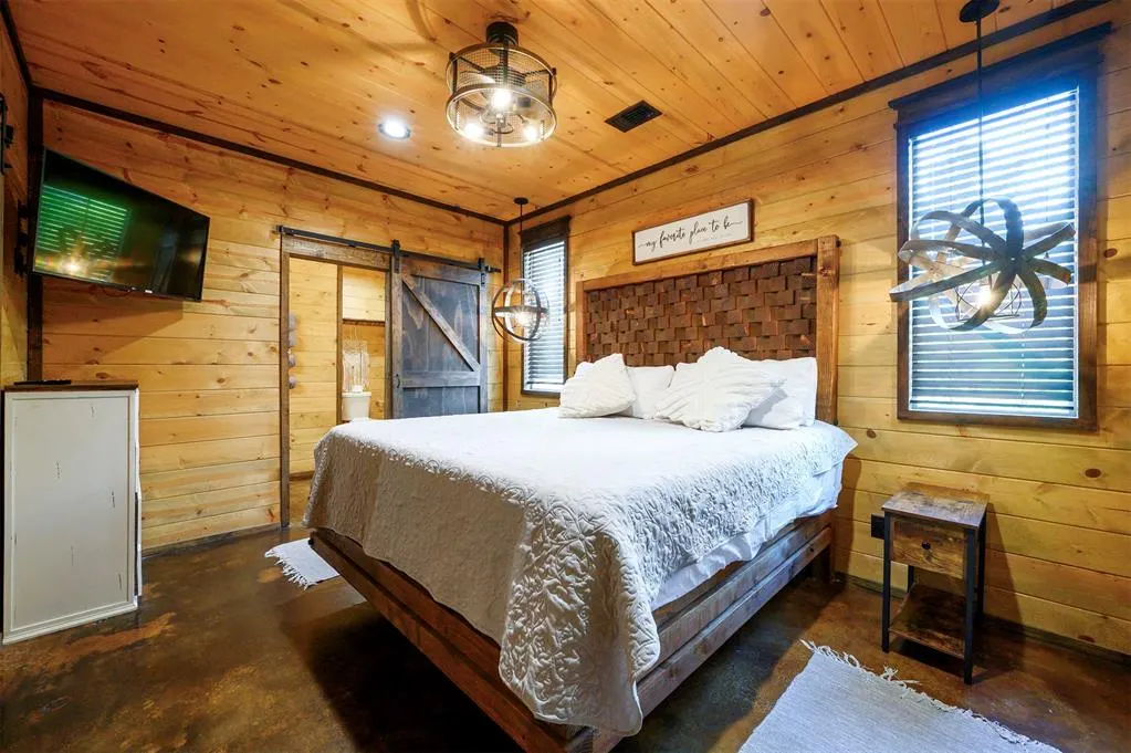 Photo 21 — 592 W Eagle Mountain Trail, Broken Bow, OK 74728