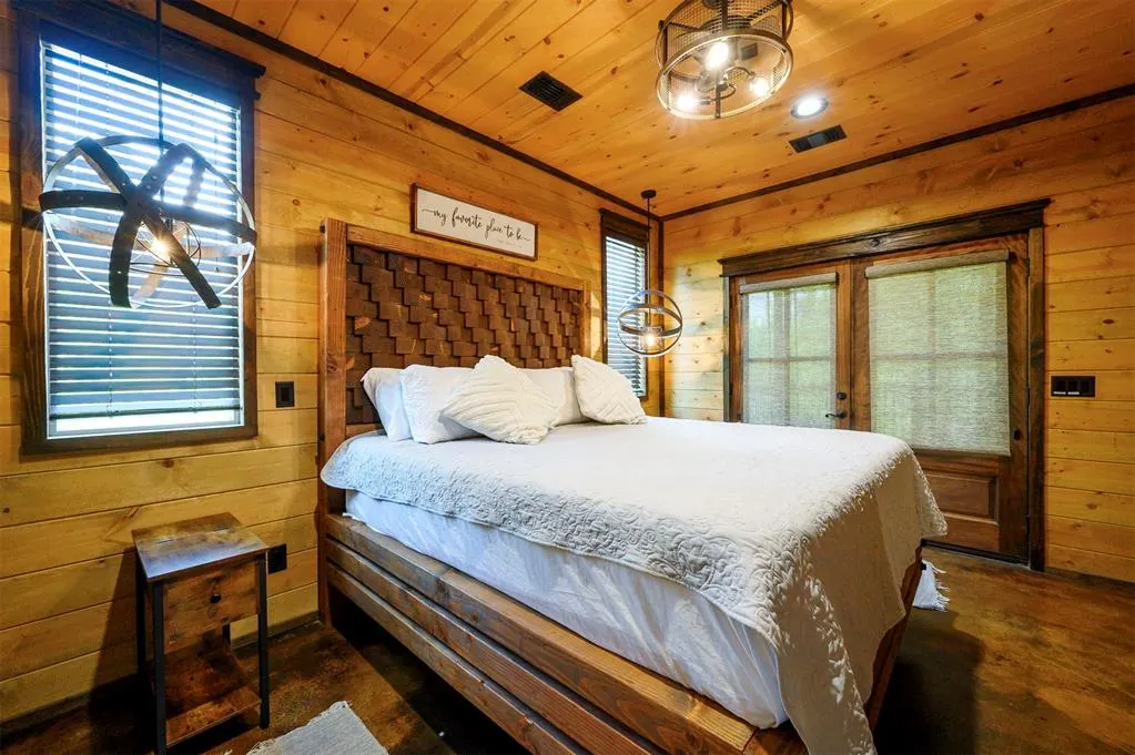 Photo 23 — 592 W Eagle Mountain Trail, Broken Bow, OK 74728