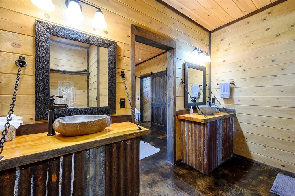 Photo 27 — 592 W Eagle Mountain Trail, Broken Bow, OK 74728