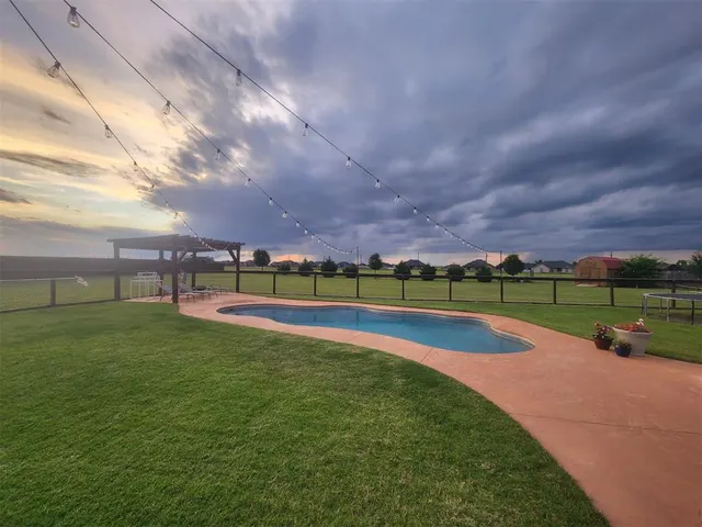 Photo 6 — 25096 Emerald Way, Cashion, OK 73016