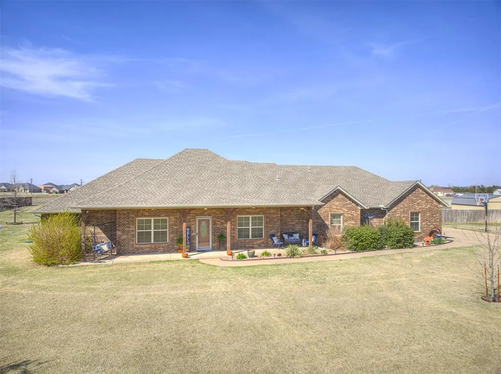 Photo 43 — 25096 Emerald Way, Cashion, OK 73016