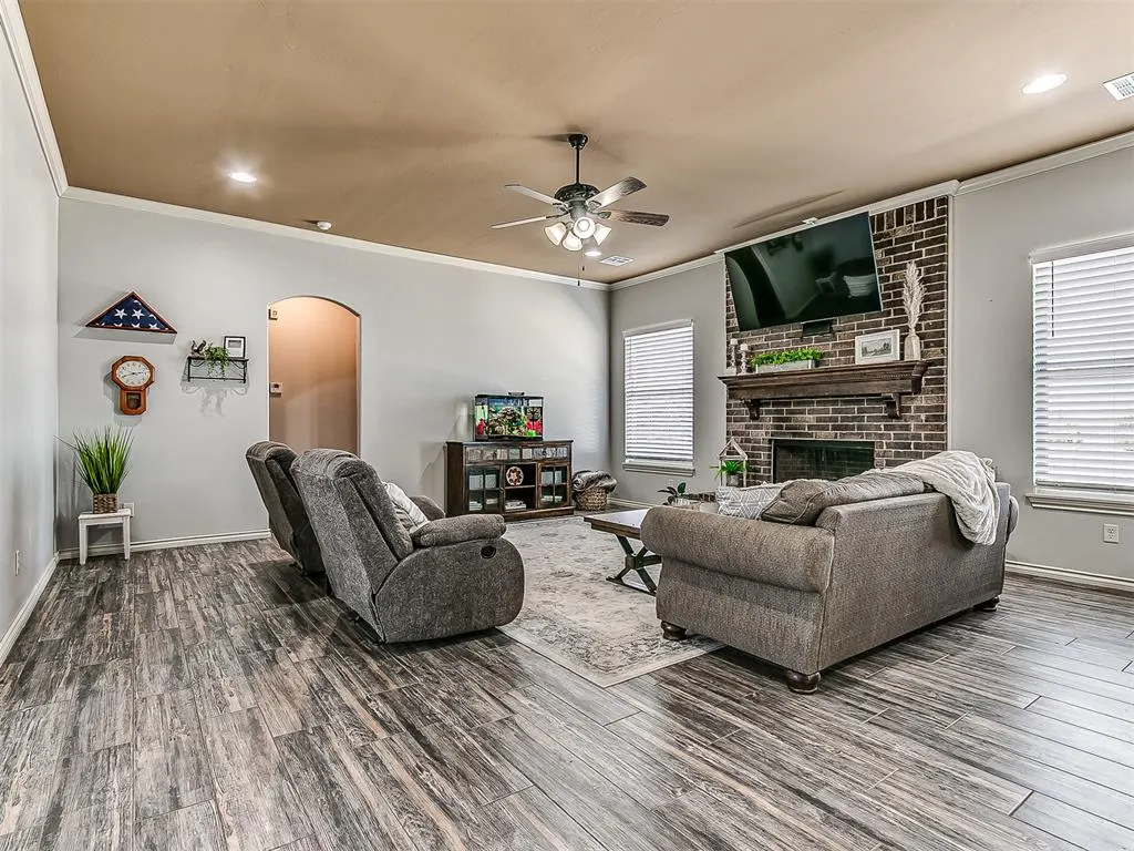 Photo 12 — 25096 Emerald Way, Cashion, OK 73016