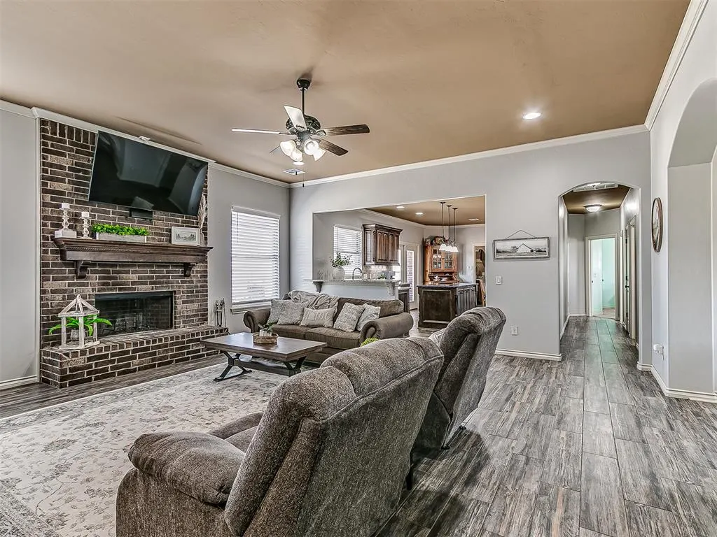 Photo 14 — 25096 Emerald Way, Cashion, OK 73016