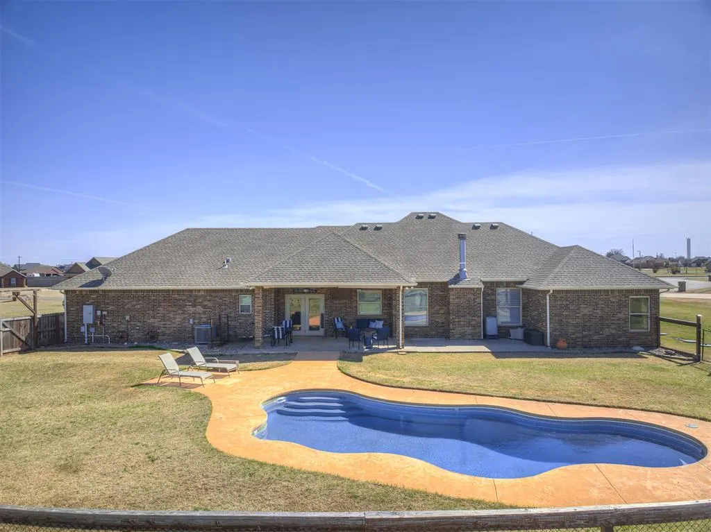 Photo 34 — 25096 Emerald Way, Cashion, OK 73016