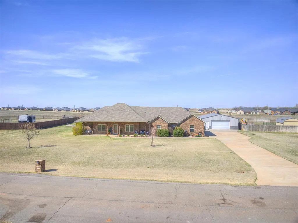 Photo 44 — 25096 Emerald Way, Cashion, OK 73016