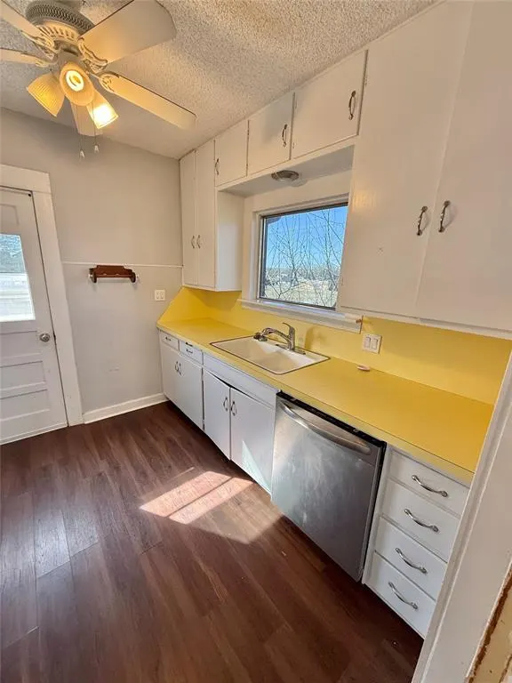 Photo 7 — 114 S 5th Street, Sentinel, OK 73664