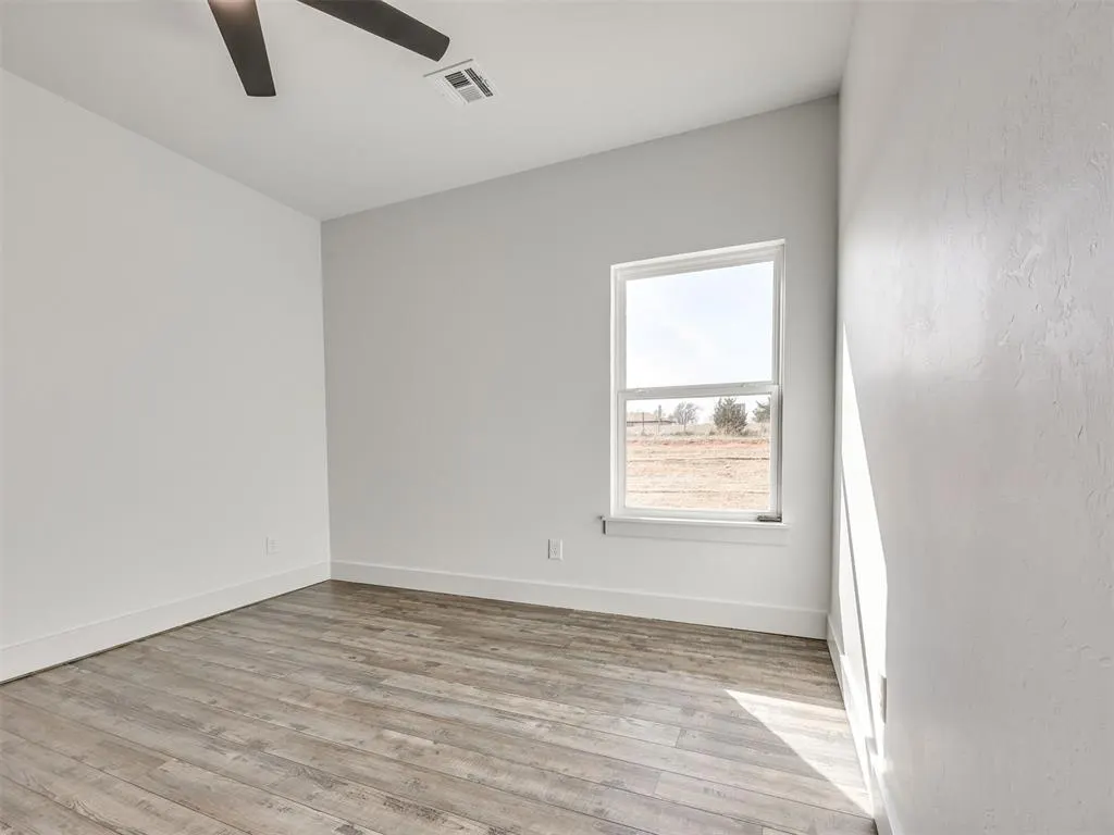 Photo 13 — 2391 County Road 1216 Street, Blanchard, OK 73010