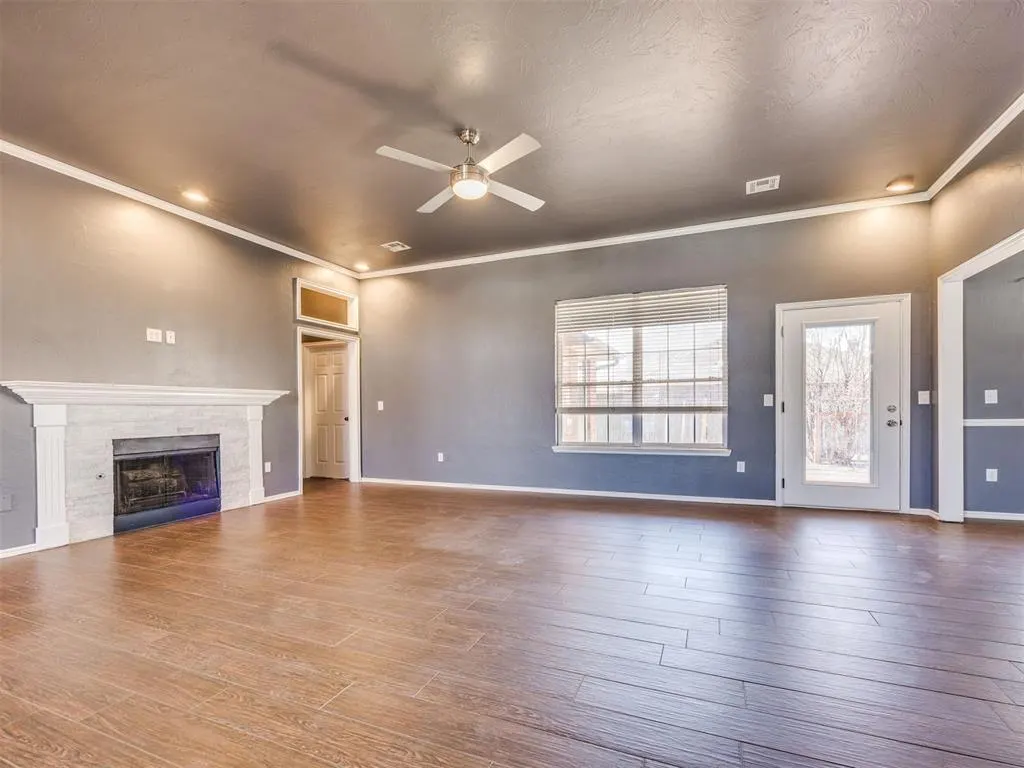 Photo 2 — 1720 Foxfire Road, Edmond, OK 73003