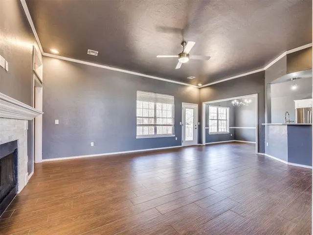 Photo 3 — 1720 Foxfire Road, Edmond, OK 73003