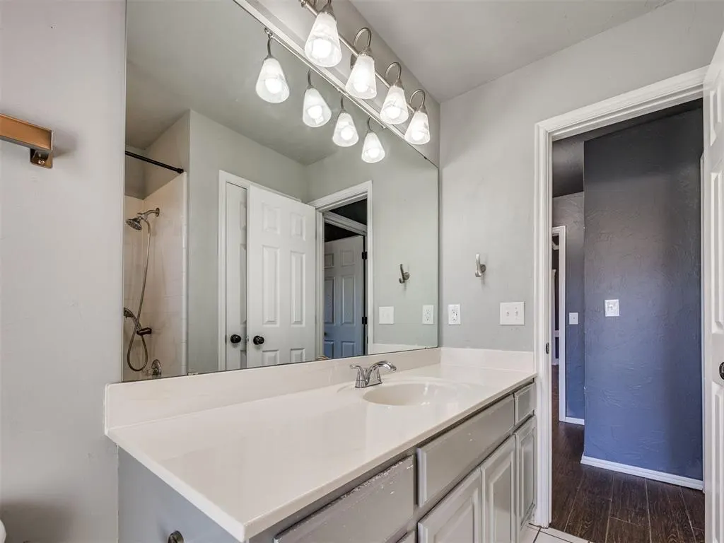 Photo 16 — 1720 Foxfire Road, Edmond, OK 73003