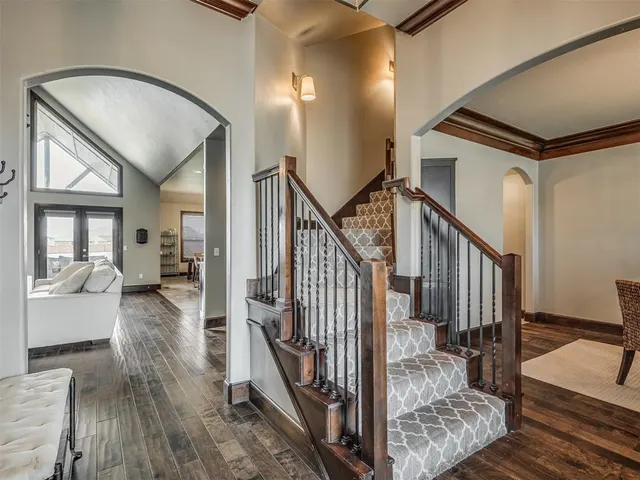 Photo 4 — 5200 Keystone Circle, Edmond, OK 73025
