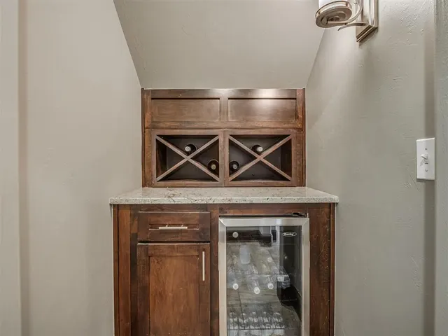 Photo 8 — 5200 Keystone Circle, Edmond, OK 73025