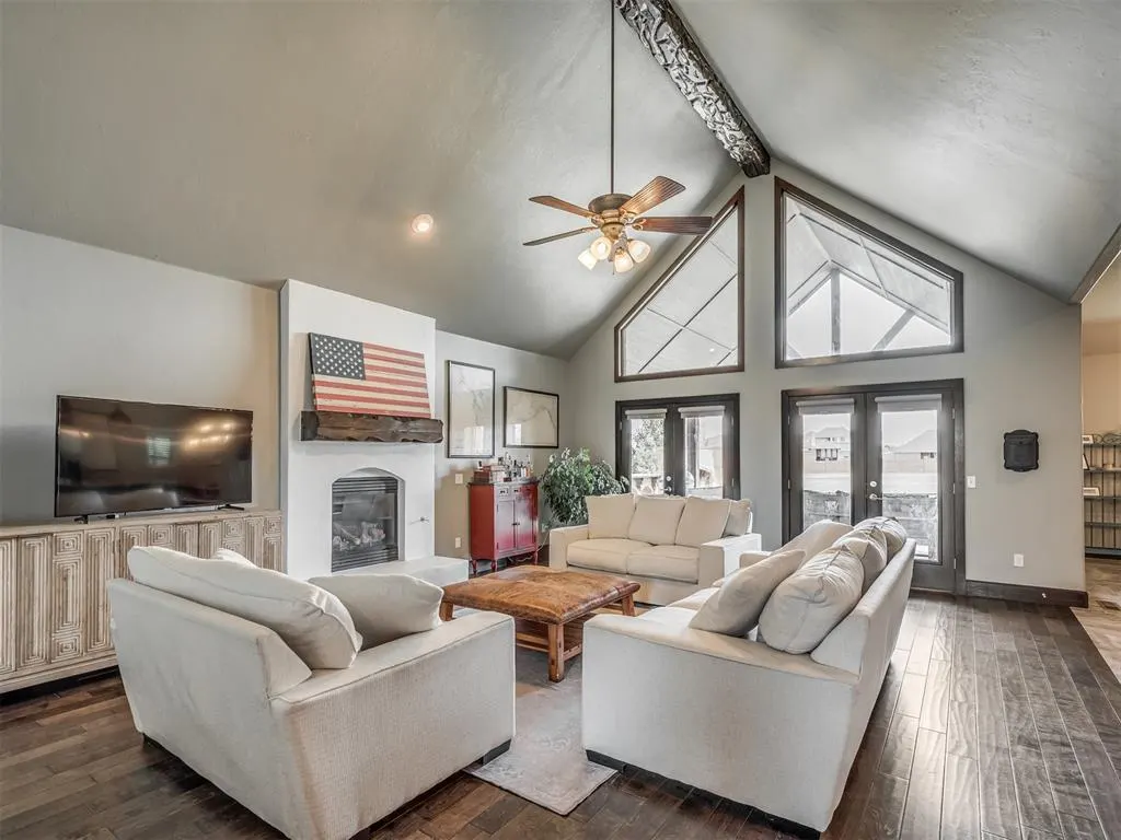 Photo 11 — 5200 Keystone Circle, Edmond, OK 73025