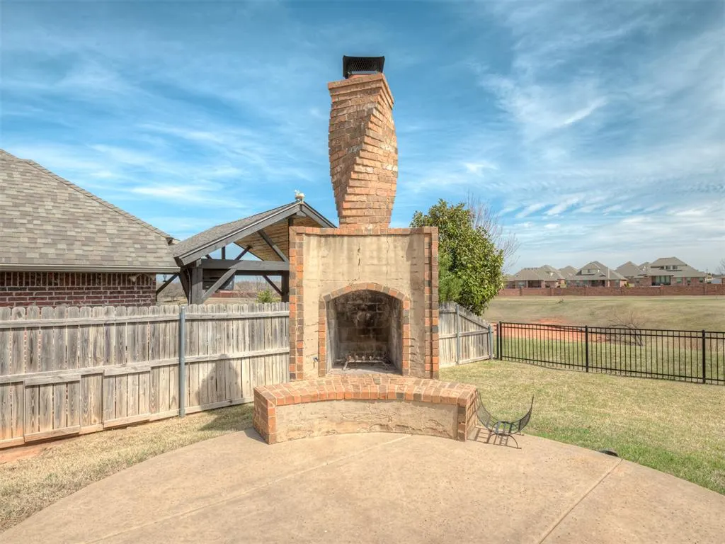 Photo 35 — 5200 Keystone Circle, Edmond, OK 73025