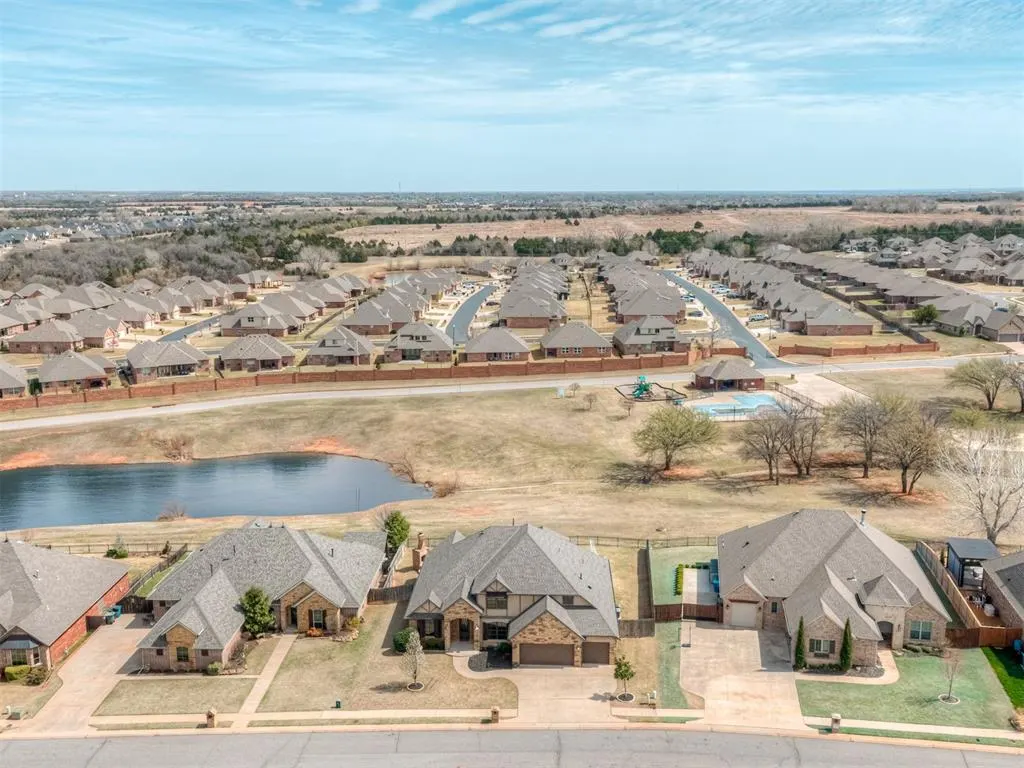 Photo 48 — 5200 Keystone Circle, Edmond, OK 73025