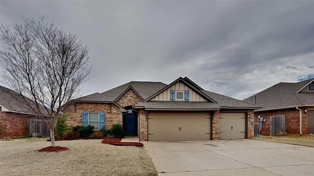 Photo 2 — 6520 Bent Wood Drive, Oklahoma City, OK 73169
