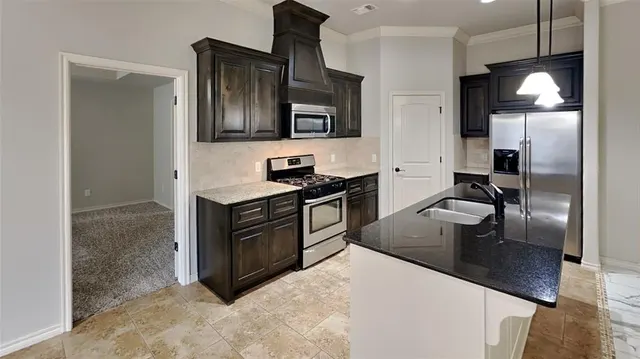Photo 7 — 6520 Bent Wood Drive, Oklahoma City, OK 73169