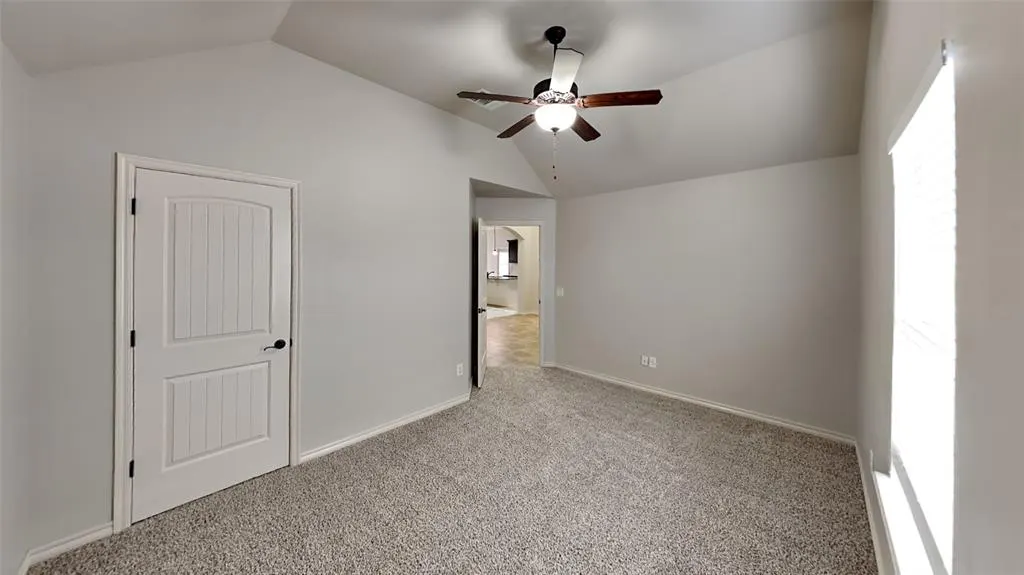 Photo 14 — 6520 Bent Wood Drive, Oklahoma City, OK 73169