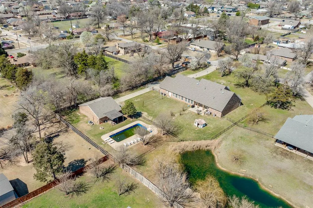 Front exterior — 4014 NW 48th Street, Oklahoma City, OK 73112
