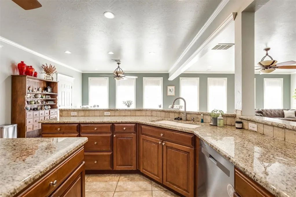 Photo 14 — 4014 NW 48th Street, Oklahoma City, OK 73112