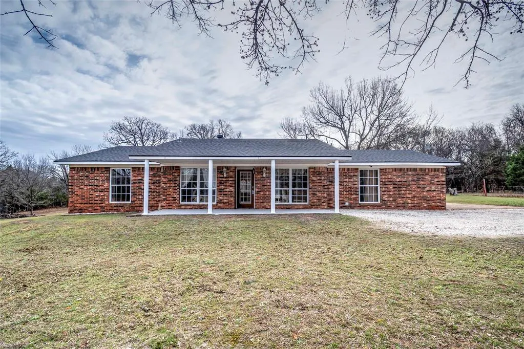Front exterior — 950730 S 3360 Road, Wellston, OK 74881