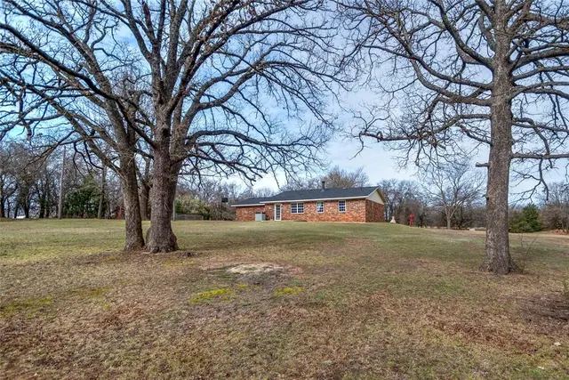 Photo 3 — 950730 S 3360 Road, Wellston, OK 74881