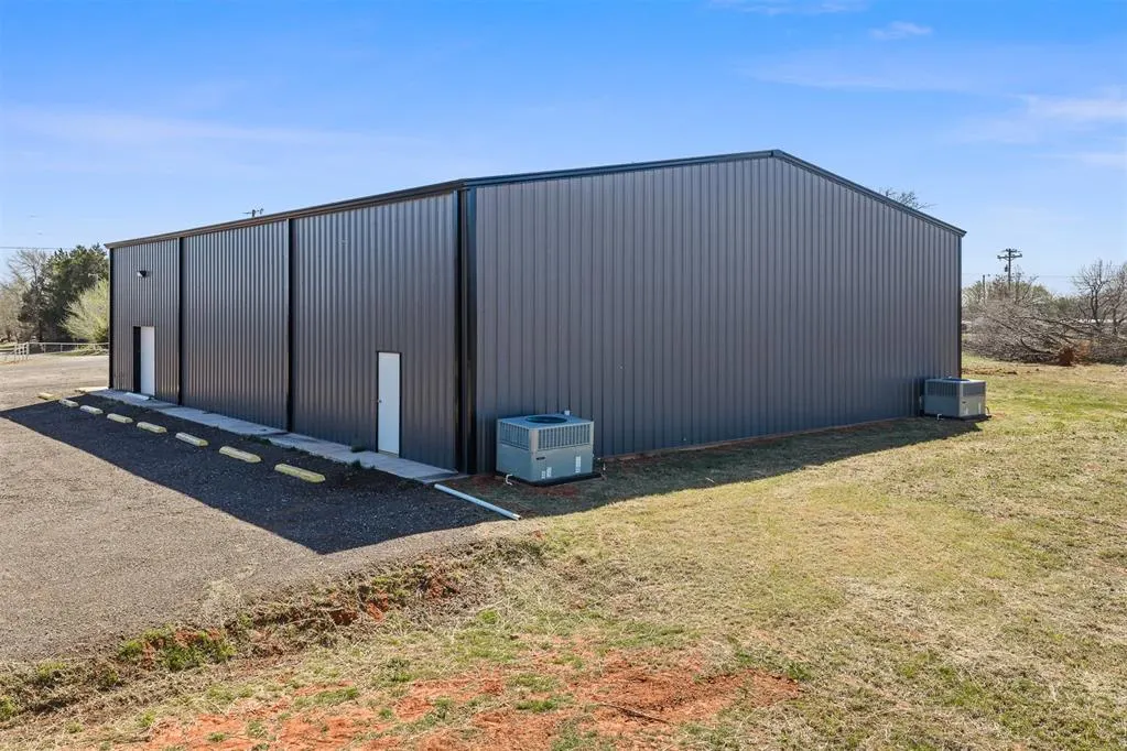 Photo 3 — 22339 Rockwell Avenue, Blanchard, OK 73010