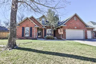 Sold home at 2520 SW 125th Street