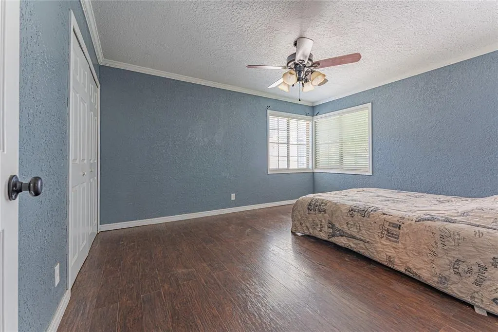Photo 10 — 409 S 15th Street, Clinton, OK 73601