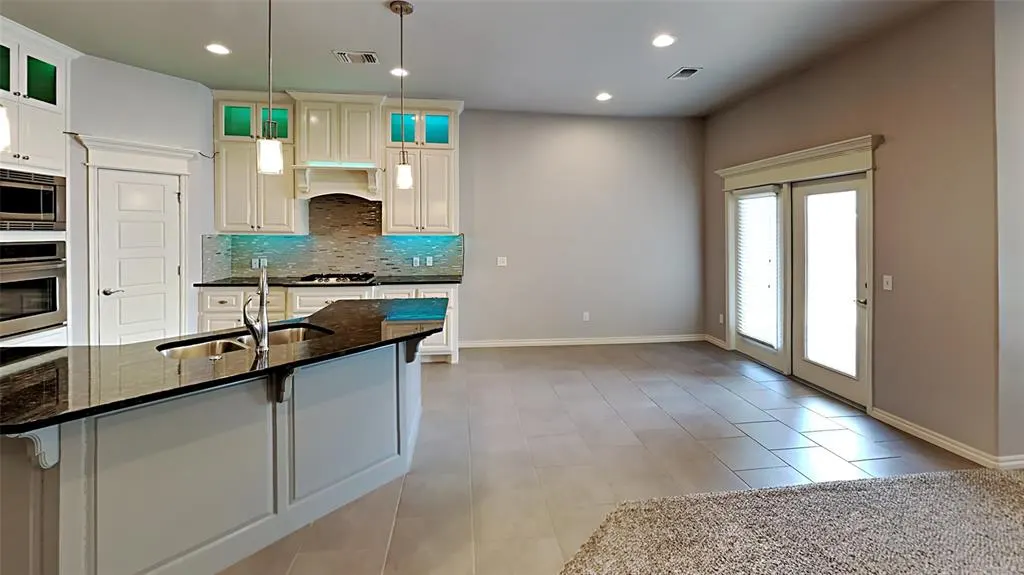 Photo 8 — 8709 SW 66th Place, Oklahoma City, OK 73169