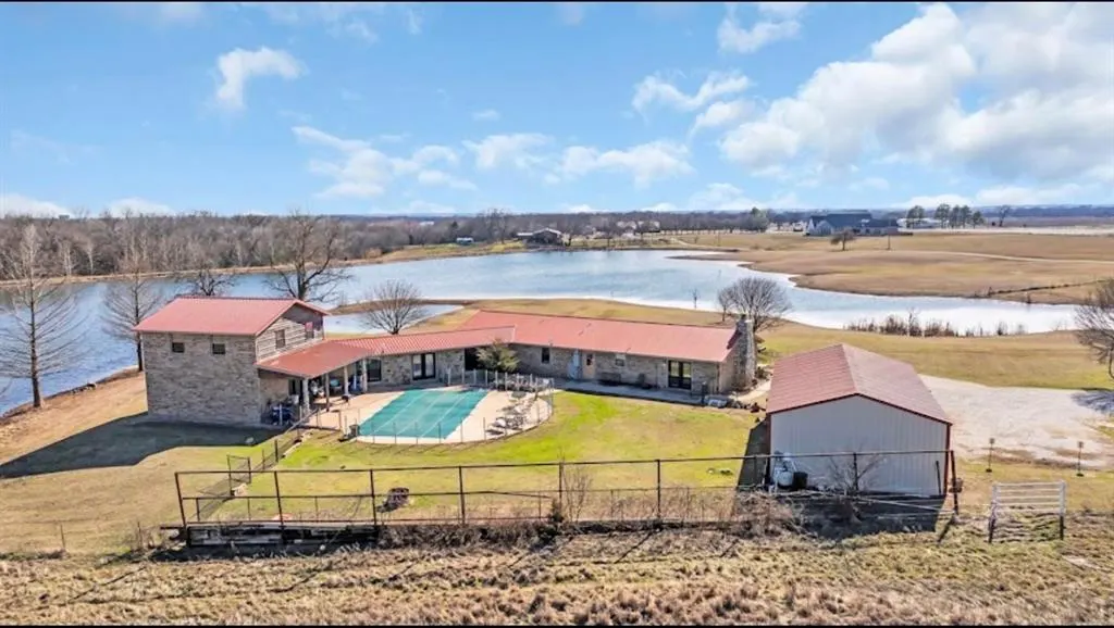 Front exterior — 380 Blue Bell Road, Springer, OK 73458