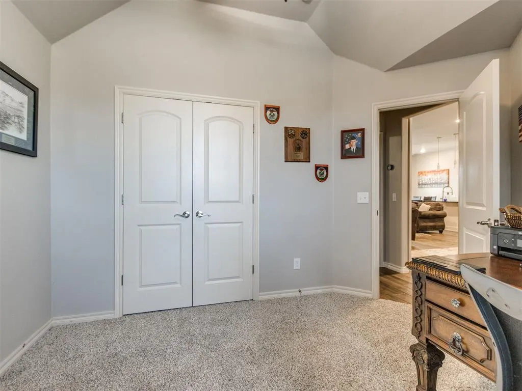 Photo 22 — 11032 NW 8th Street, Yukon, OK 73099