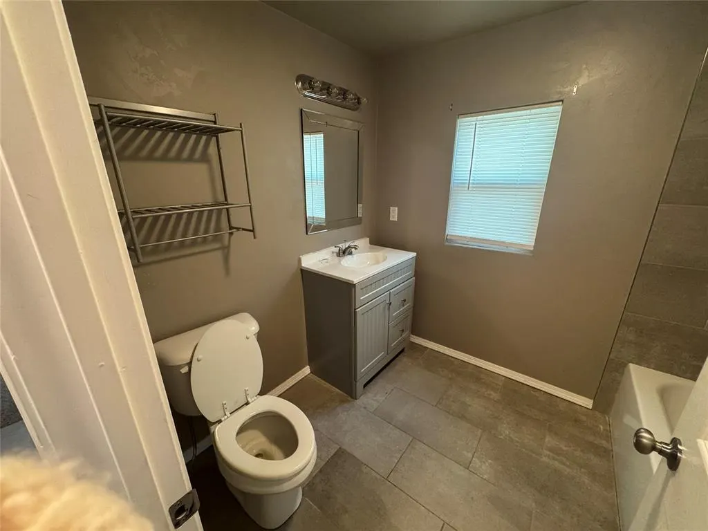 Photo 10 — 1209 E Whittaker Street, Shawnee, OK 74801