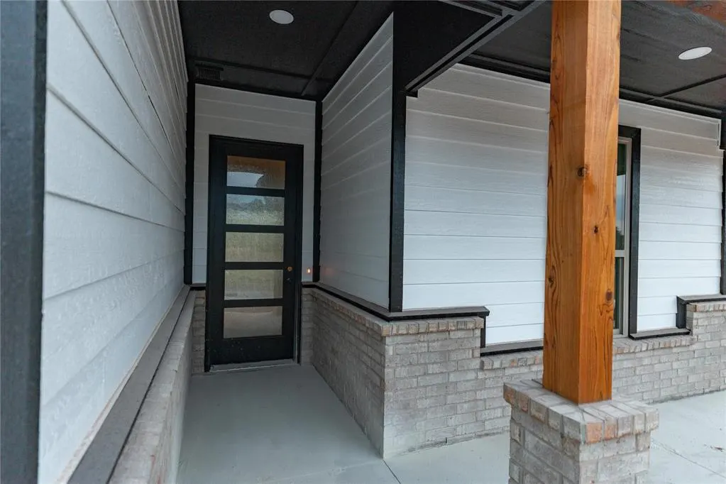 Photo 2 — 8924 Grey Joy Road, Edmond, OK 73007