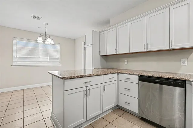 Photo 7 — 1104 NE 5th Street, Moore, OK 73160