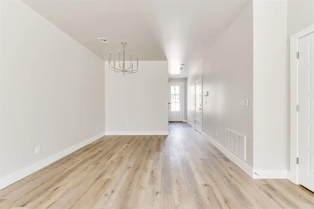 Photo 13 — 1711 NW 11th Street, Oklahoma City, OK 73106