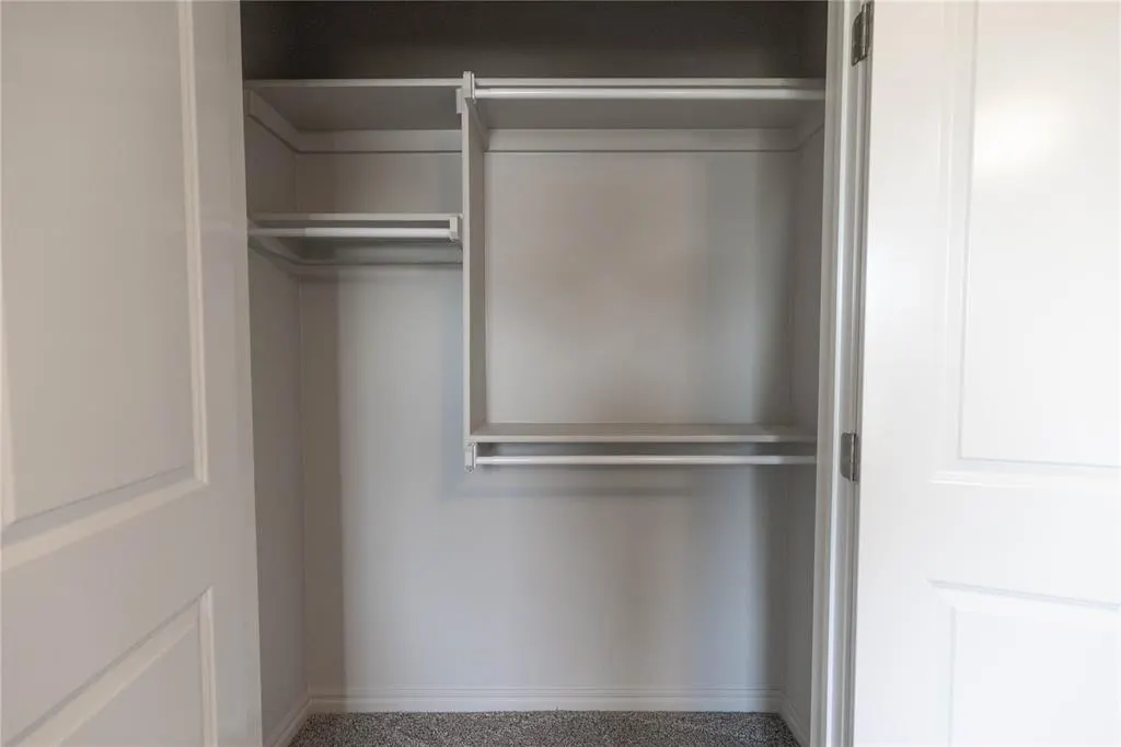 Photo 19 — 8700 Poppey Place, Yukon, OK 73099