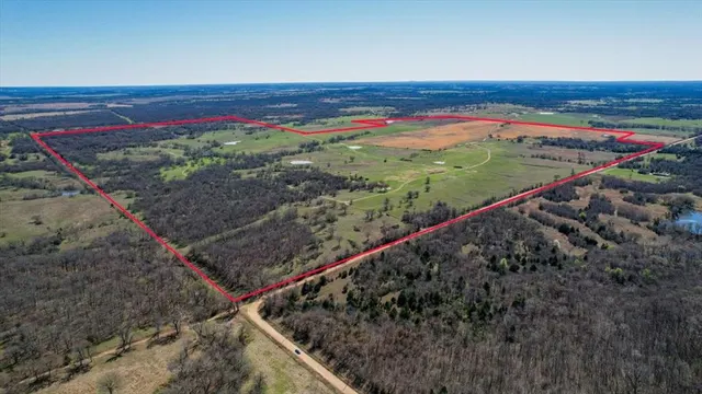 Photo 2 — 9573 W Rocking Road, Atoka, OK 74525